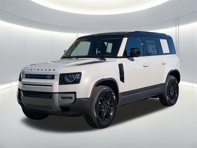 2026 Land Rover Defender S's photo