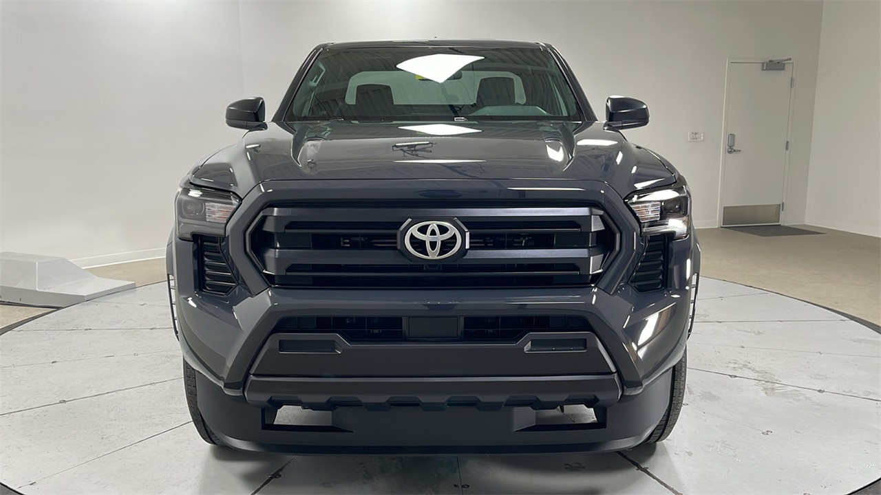 2025 Toyota Tacoma SR XtraCab photo 2