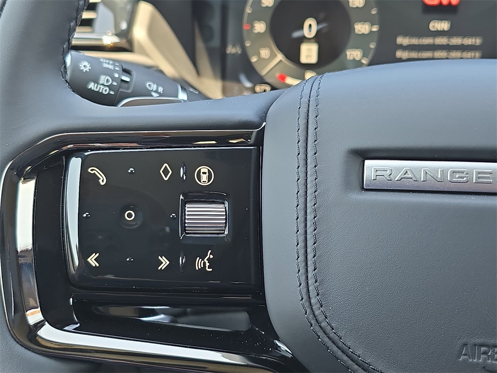 2026 Land Rover Range Rover Velar P250 S photo 13
