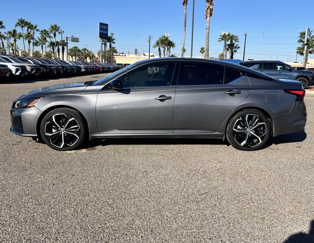 2024 Nissan Altima 2.5 SR photo 4