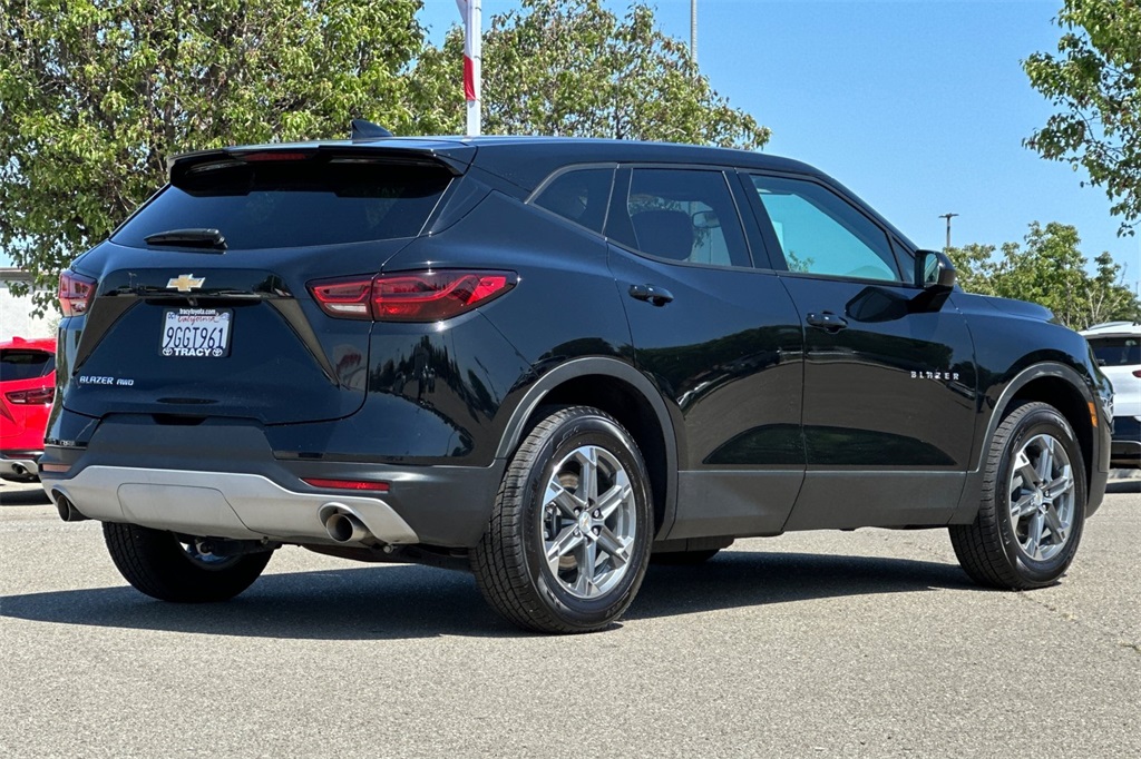 2024 Chevrolet Blazer 2LT photo 4