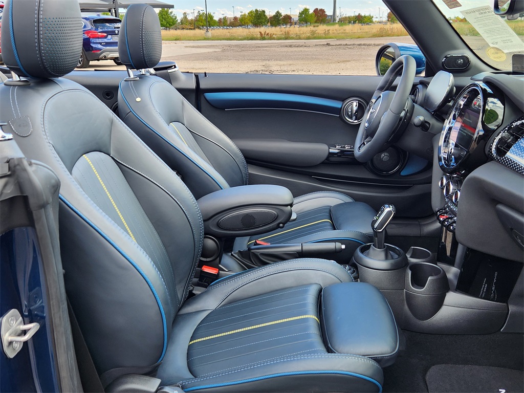 2023 Mini Cooper Convertible S photo 15