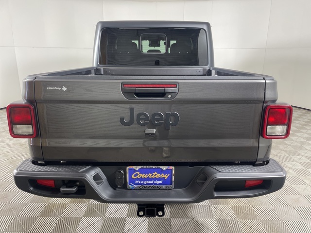 2025 Jeep Gladiator Sport S photo 7