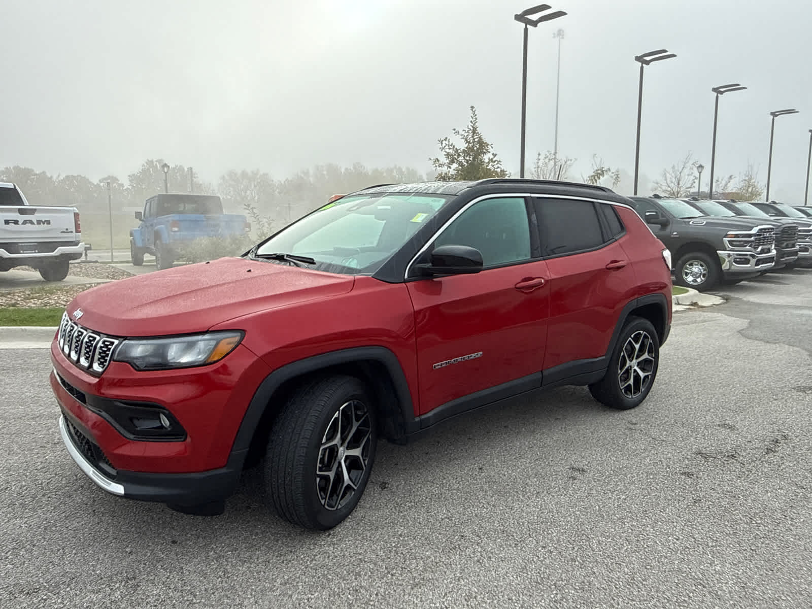 2024 Jeep Compass Limited photo 3
