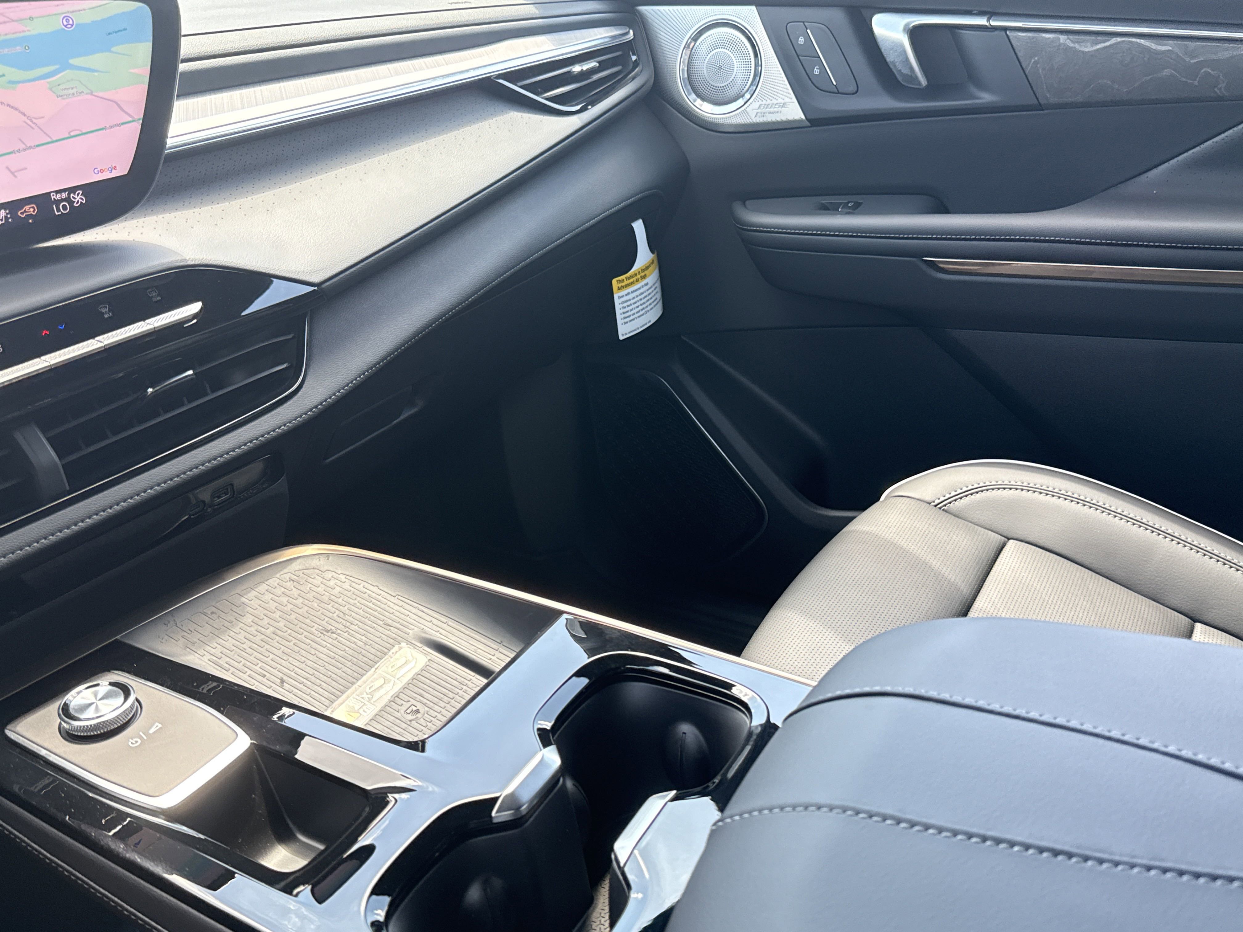2025 Buick Enclave Avenir photo 16