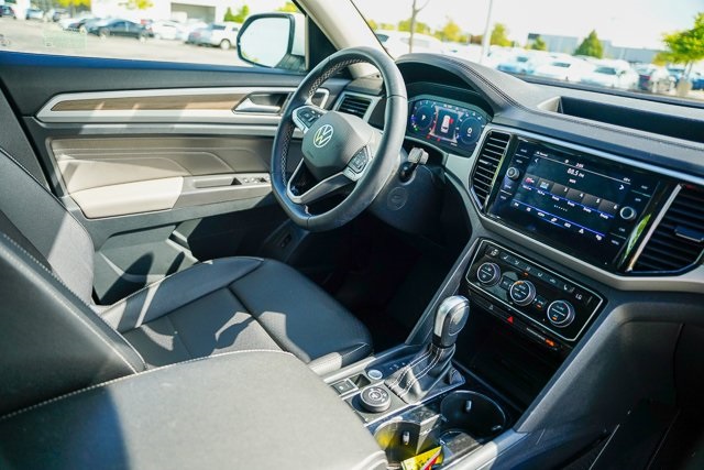 2023 Volkswagen Atlas SEL photo 37