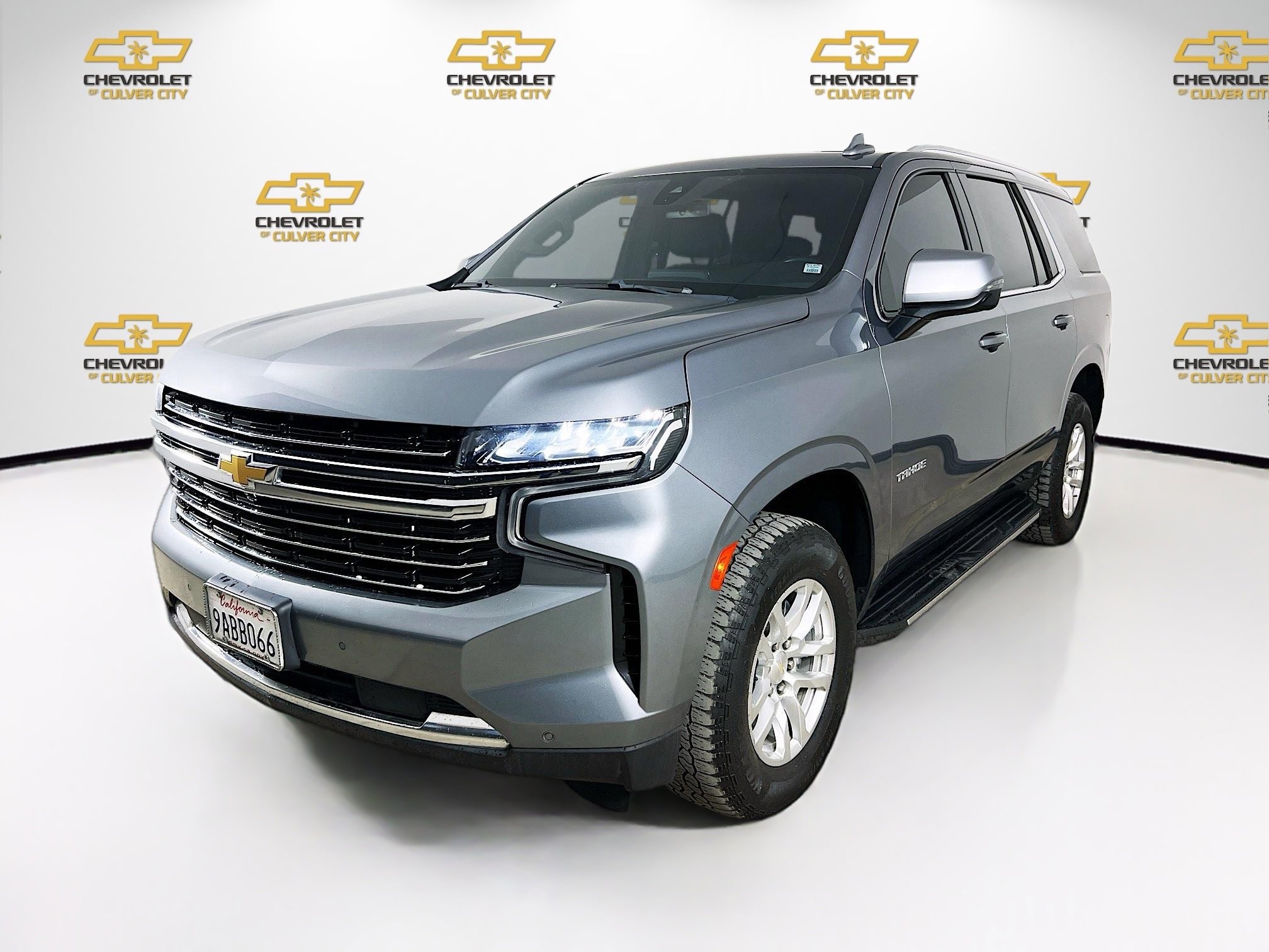 2022 Chevrolet Tahoe LT photo 3