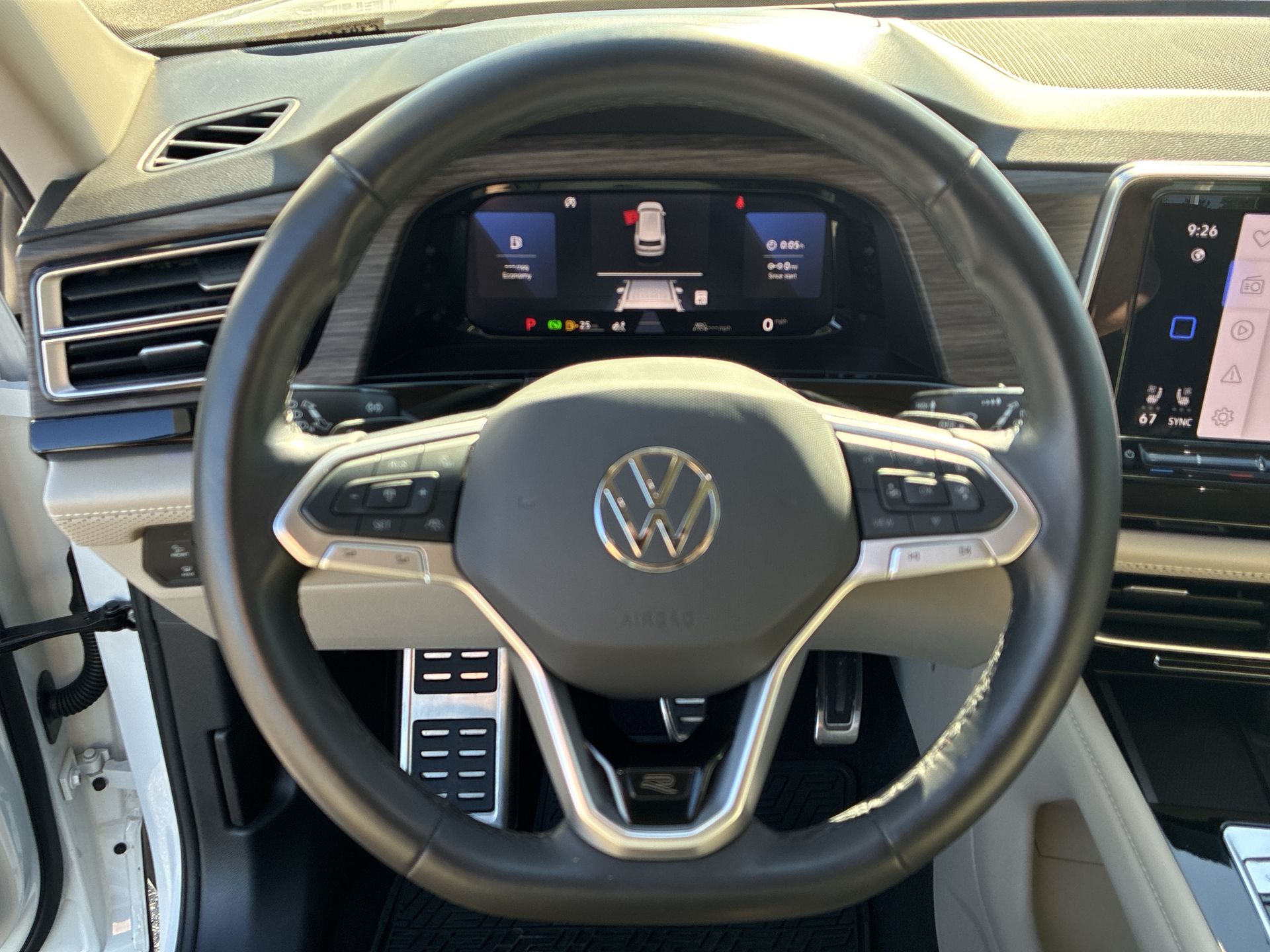 2024 Volkswagen Atlas SEL Premium R-Line photo 10