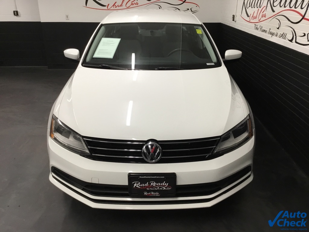 2017 Volkswagen Jetta 1.4T S photo 3