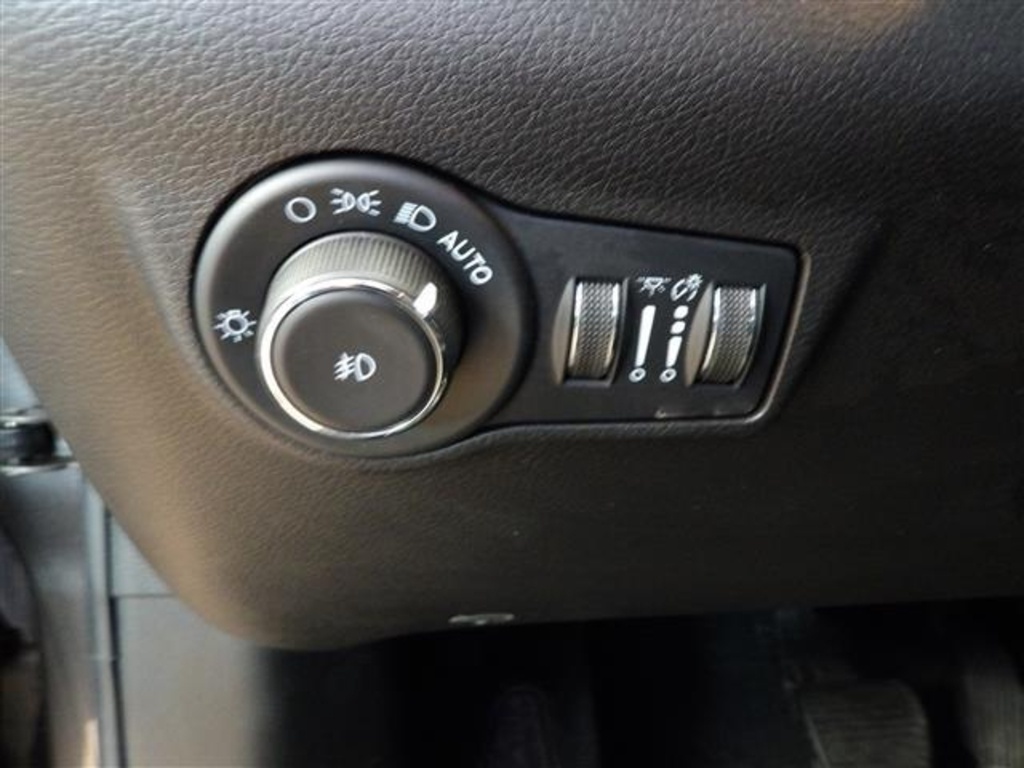 2022 Jeep Compass Latitude photo 23