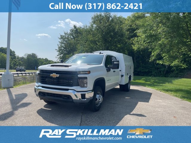 2025 Chevrolet Silverado 3500HD Work Truck's photo