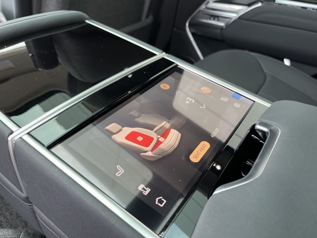 2025 Land Rover Range Rover SE photo 41