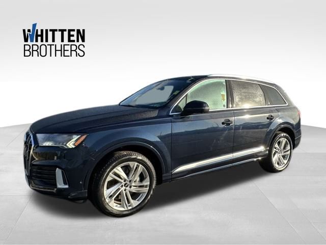 2023 Audi Q7 Premium Plus's photo