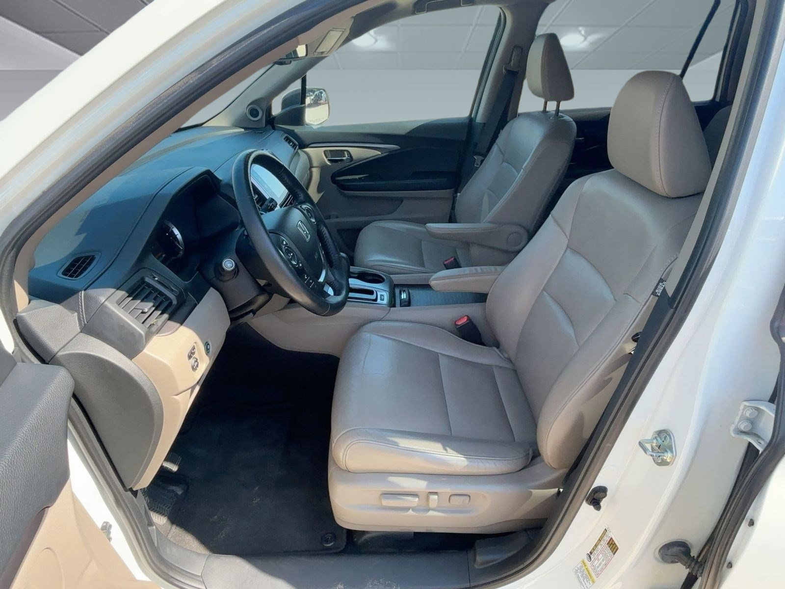 2016 Honda Pilot EX-L photo 20