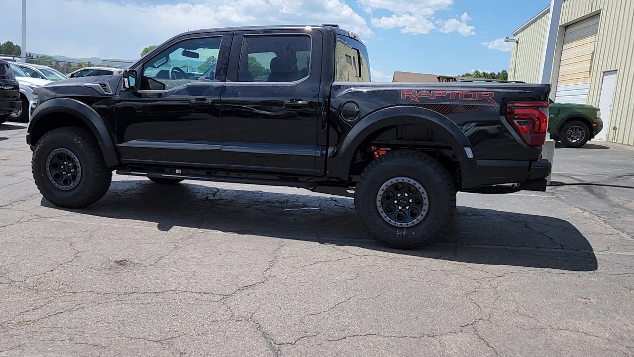 2025 Ford F-150 Raptor photo 4