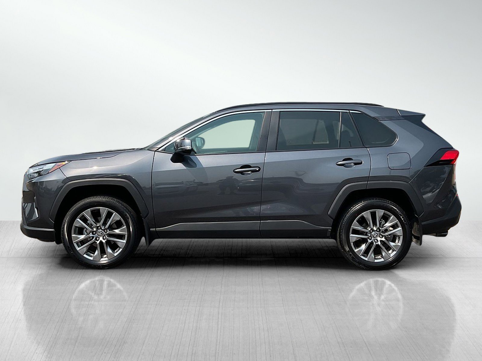 Used 2024 Toyota RAV4 XLE Premium with VIN 2T3A1RFV1RW476467 for sale in Brainerd, Minnesota