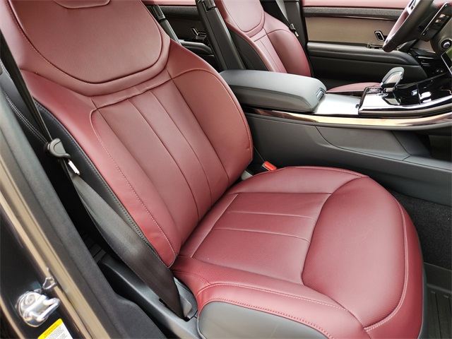 2025 Land Rover Range Rover Sport SE photo 13