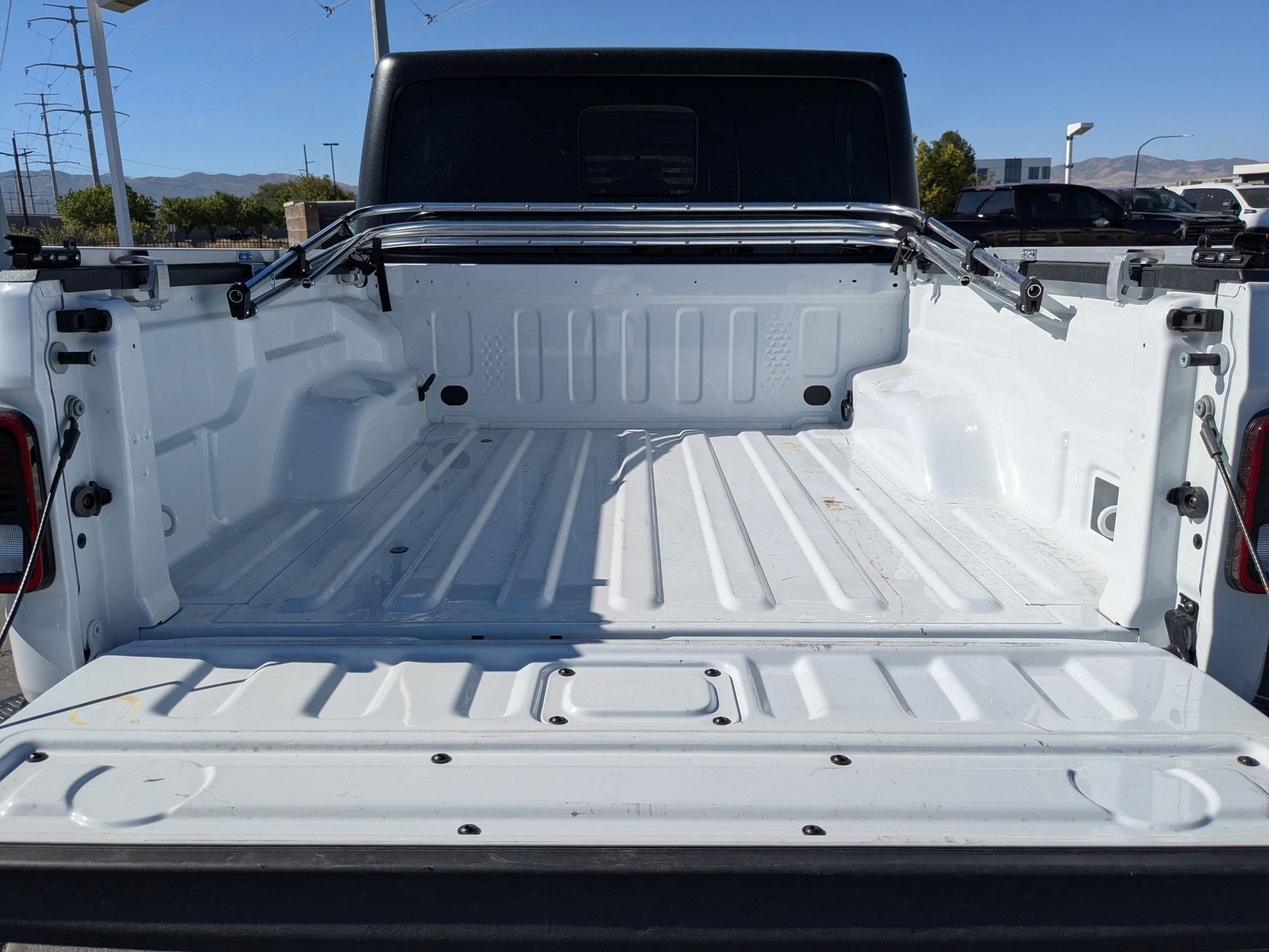 2022 Jeep Gladiator Willys photo 20