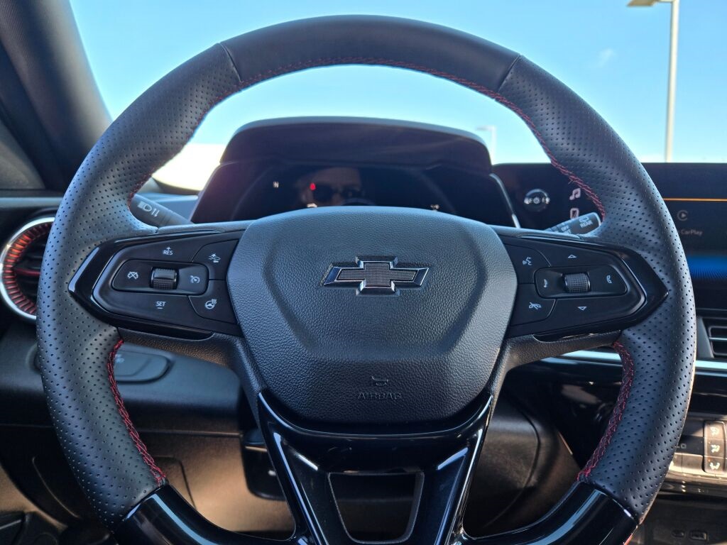 2025 Chevrolet Trax photo 24