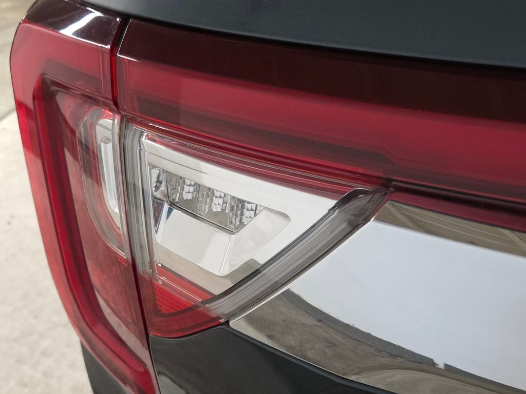 2020 Gmc Acadia SLT photo 11