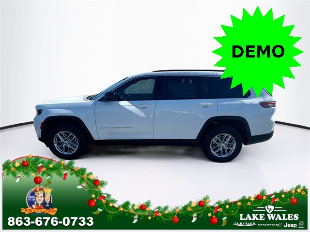 2025 Jeep Grand Cherokee Laredo photo 3