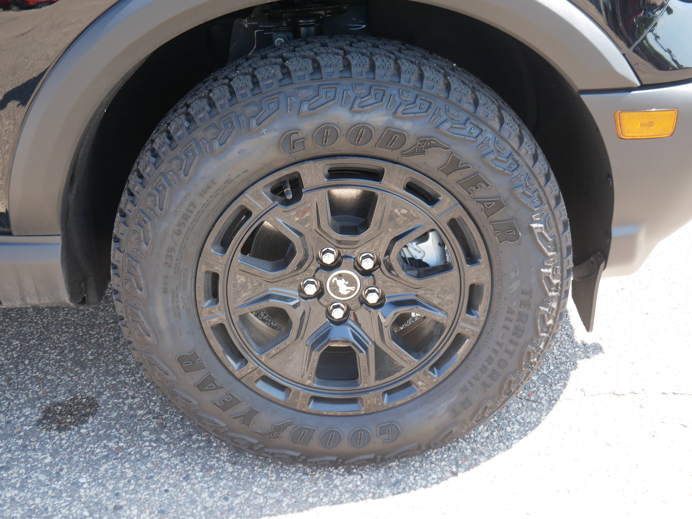2025 Ford Bronco Sport Outer Banks photo 5