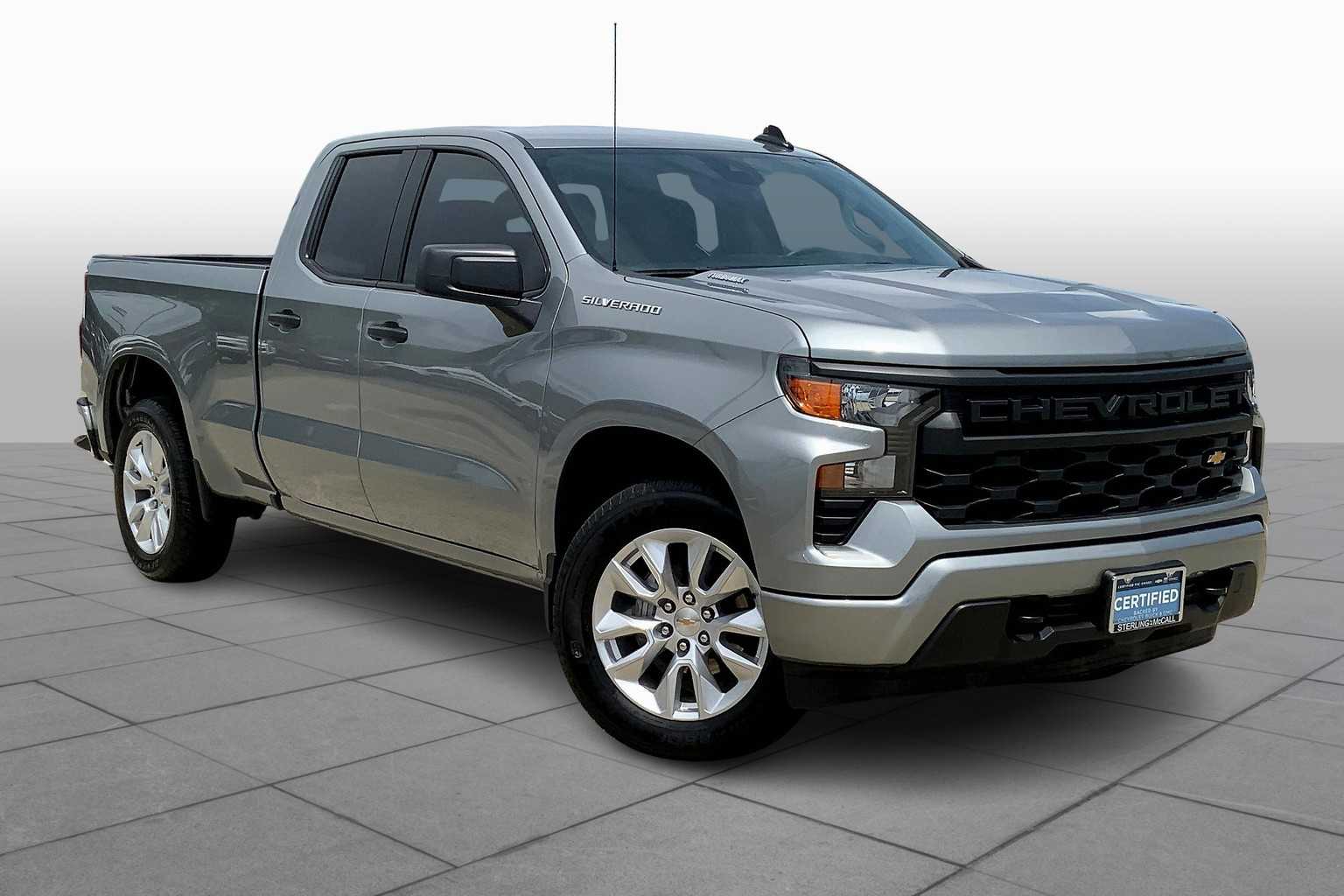 2025 Chevrolet Silverado 1500 Custom photo 4