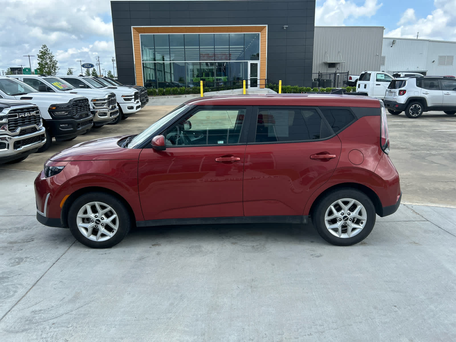 2023 Kia Soul LX photo 5