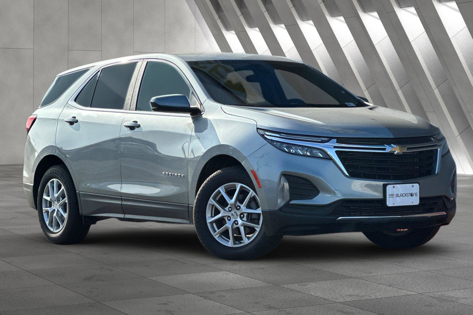 2023 Chevrolet Equinox LT's photo