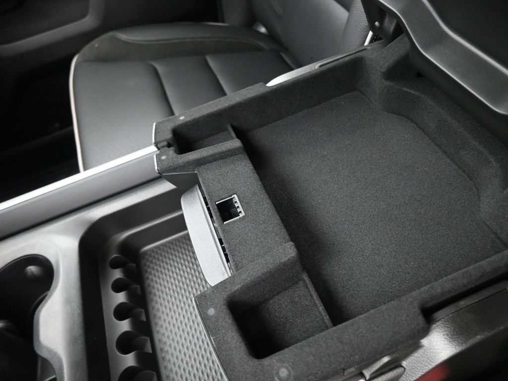 2026 Ram 1500 Laramie photo 3