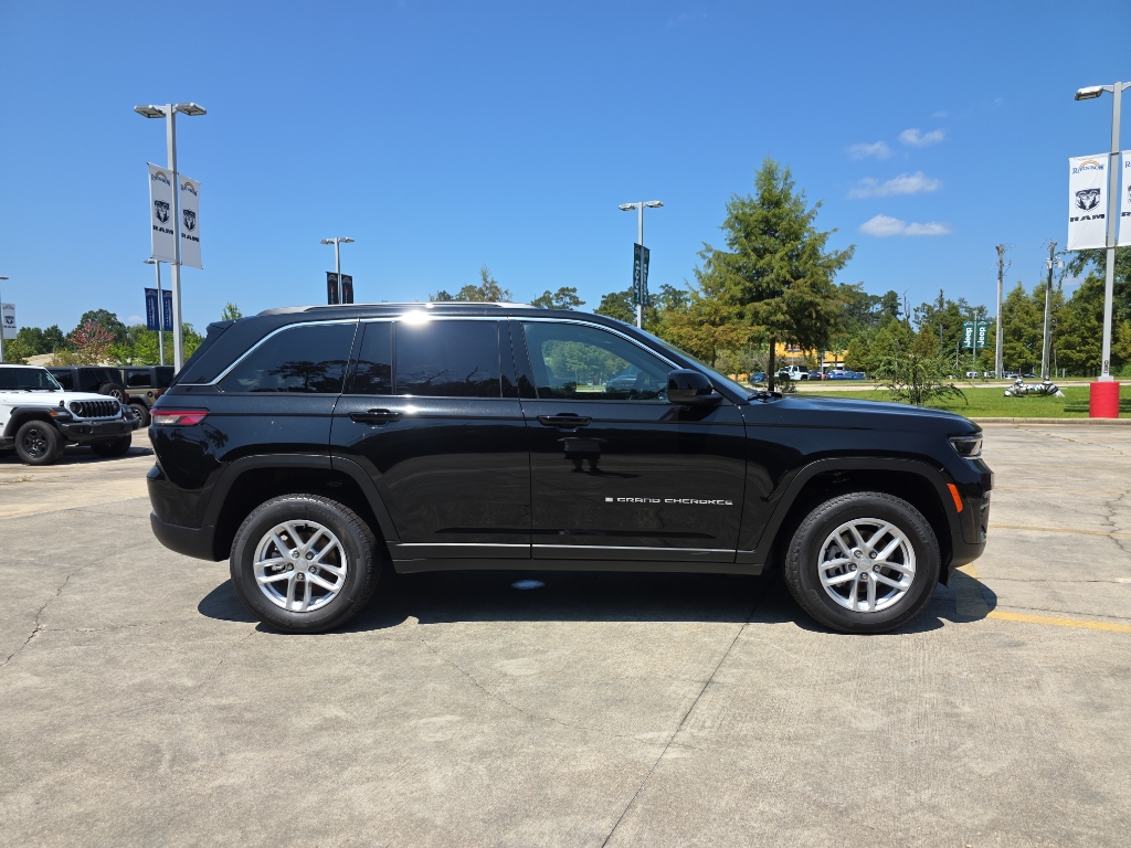 2025 Jeep Grand Cherokee Laredo X photo 10