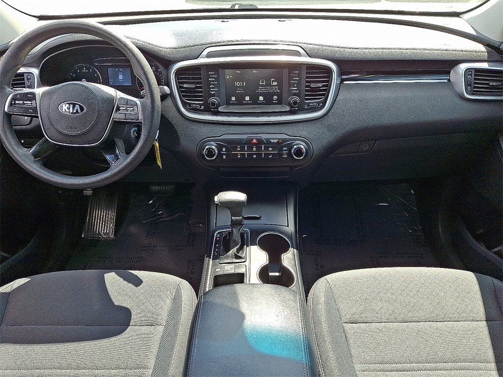 2020 Kia Sorento LX photo 15