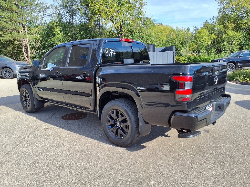 2026 Nissan Frontier Crew Cab SV photo 4