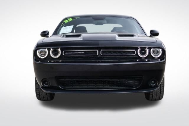 2023 Dodge Challenger SXT photo 2