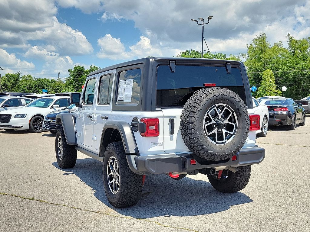 2024 Jeep Wrangler Rubicon photo 4