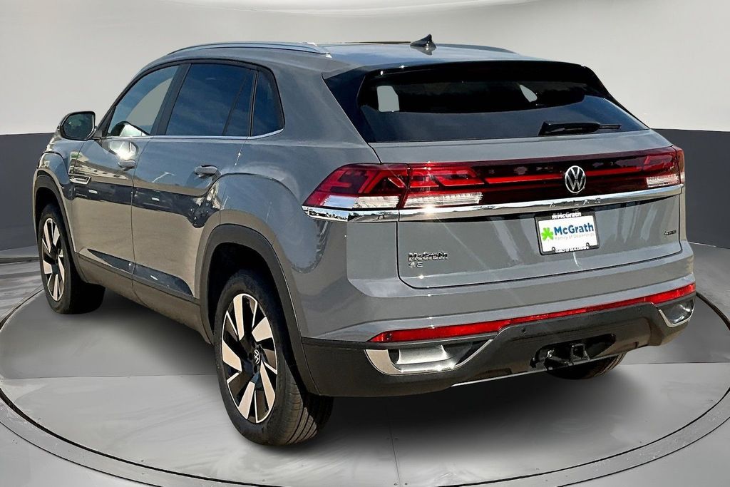2026 Volkswagen Atlas Cross Sport SE Technology photo 2
