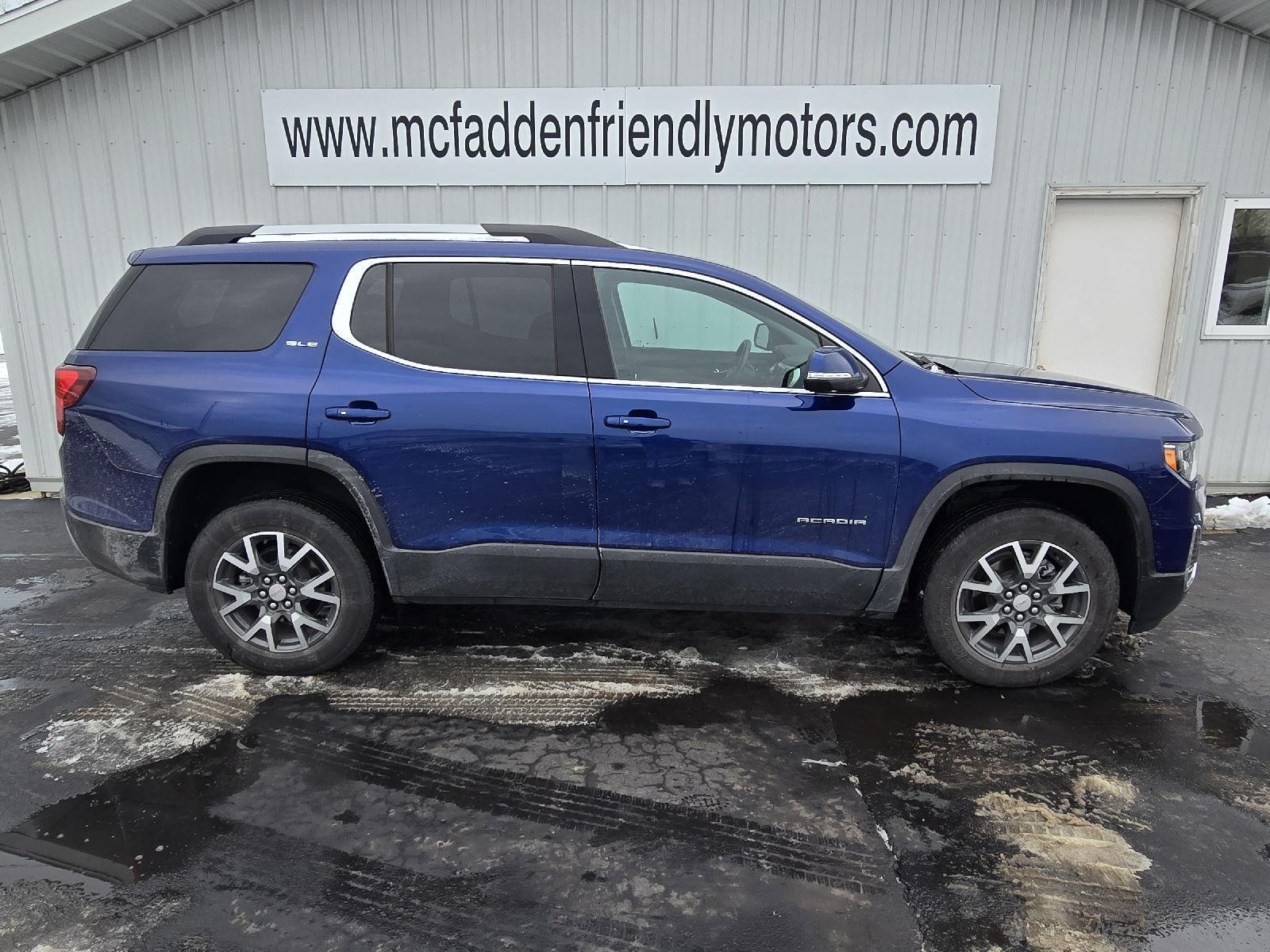 2023 GMC Acadia SLE's photo