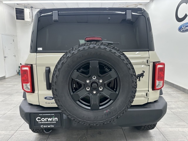 2025 Ford Bronco Big Bend photo 2