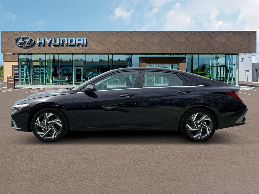2025 Hyundai Elantra Hybrid Limited photo 3
