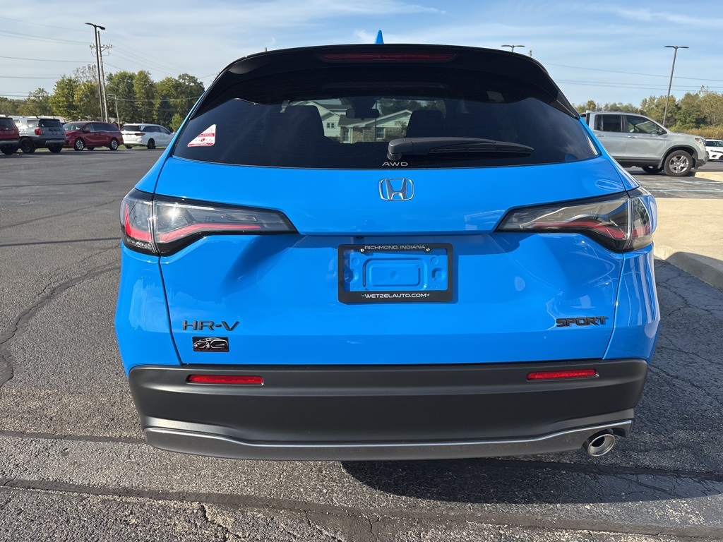 2026 Honda HR-V Sport photo 4