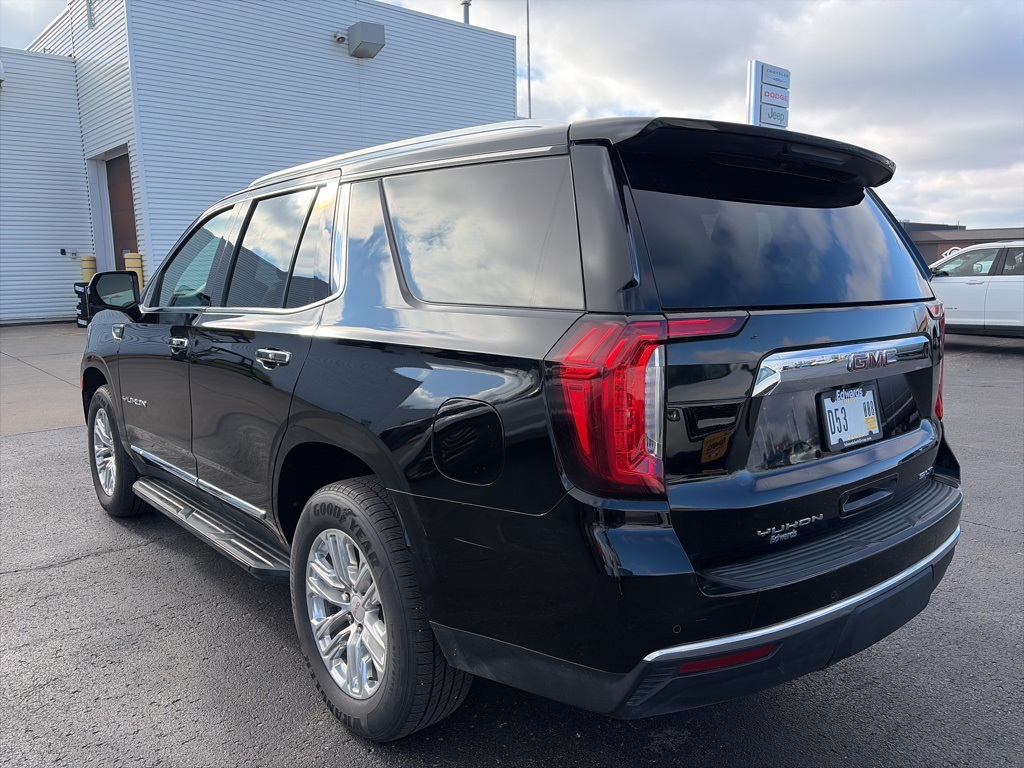 2021 Gmc Yukon SLT photo 3
