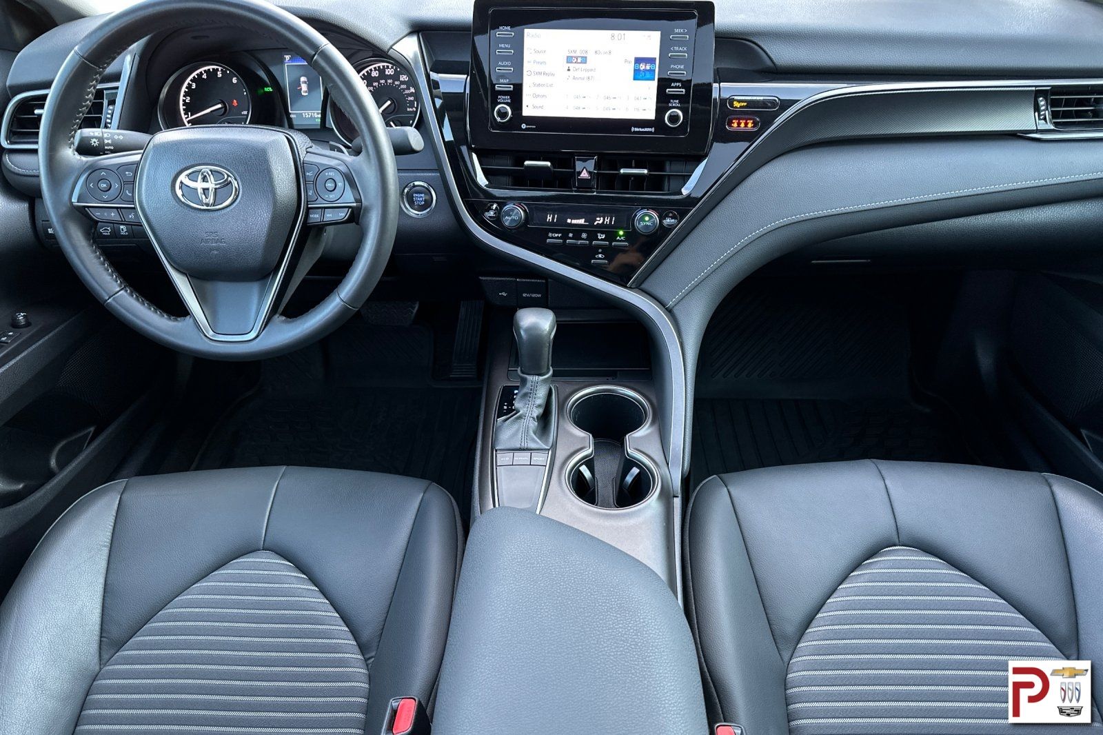 2024 Toyota Camry SE photo 14