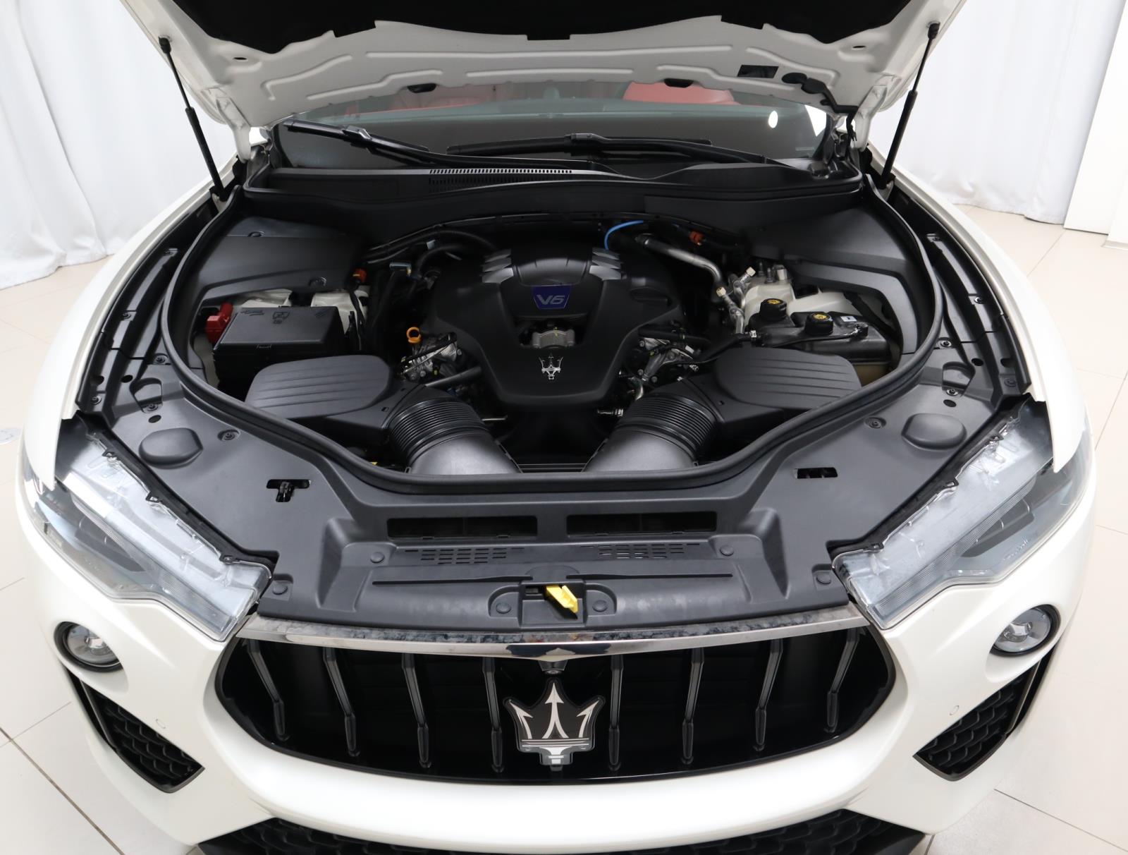 2022 Maserati Levante Modena photo 10
