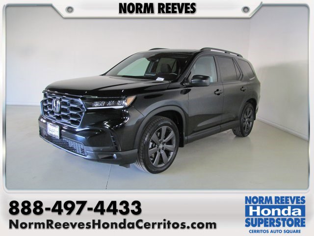 2025 Honda Pilot Sport's photo