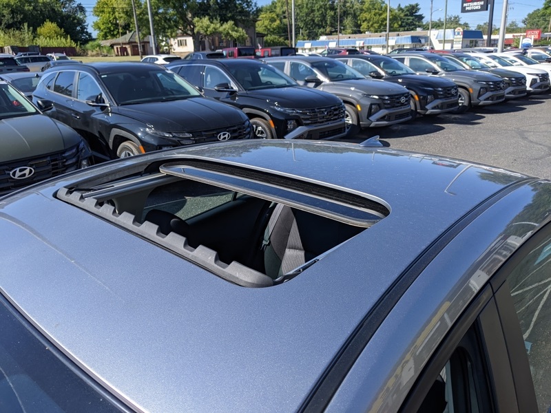 2016 Mazda Mazda3 Touring photo 8