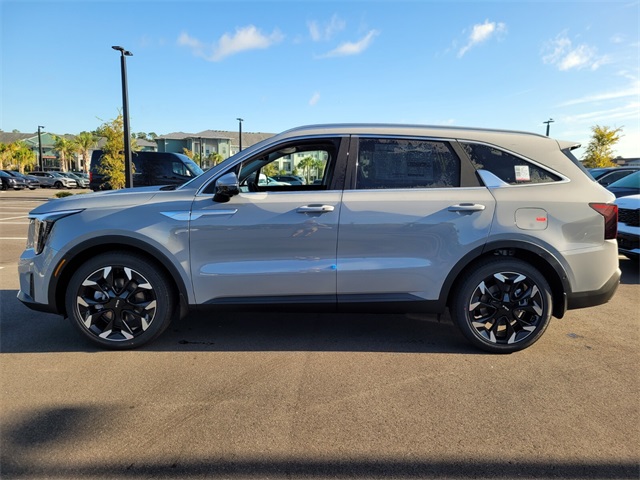 2026 Kia Sorento SX photo 4