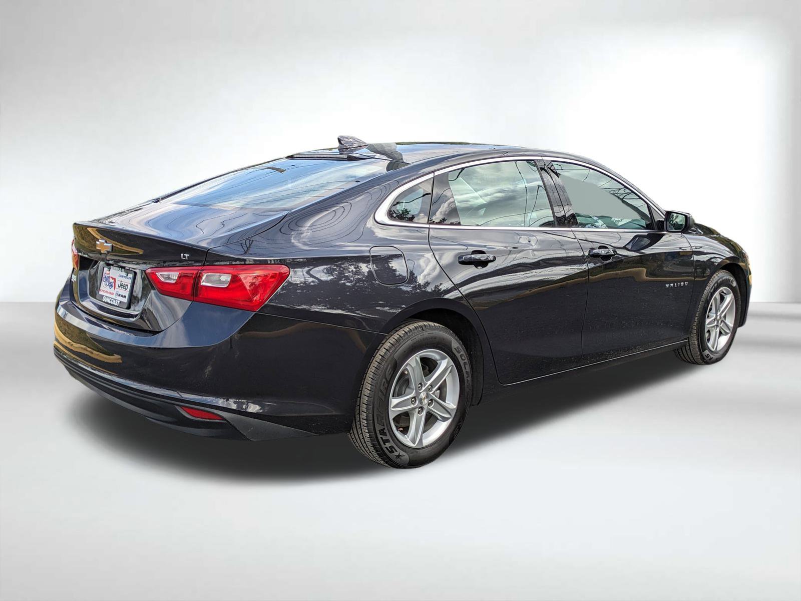 2023 Chevrolet Malibu 1LT photo 4