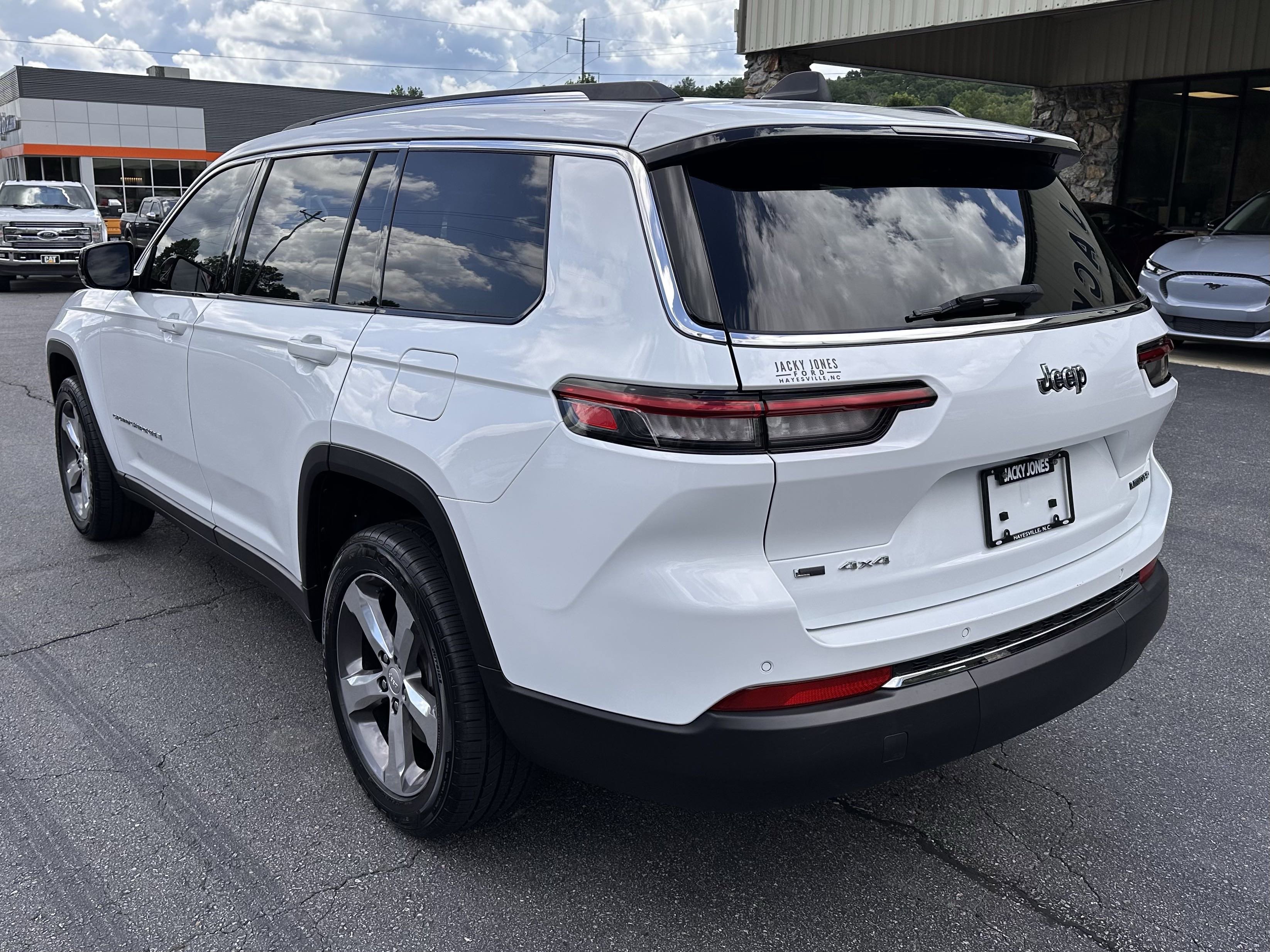 2022 Jeep Grand Cherokee Limited photo 5