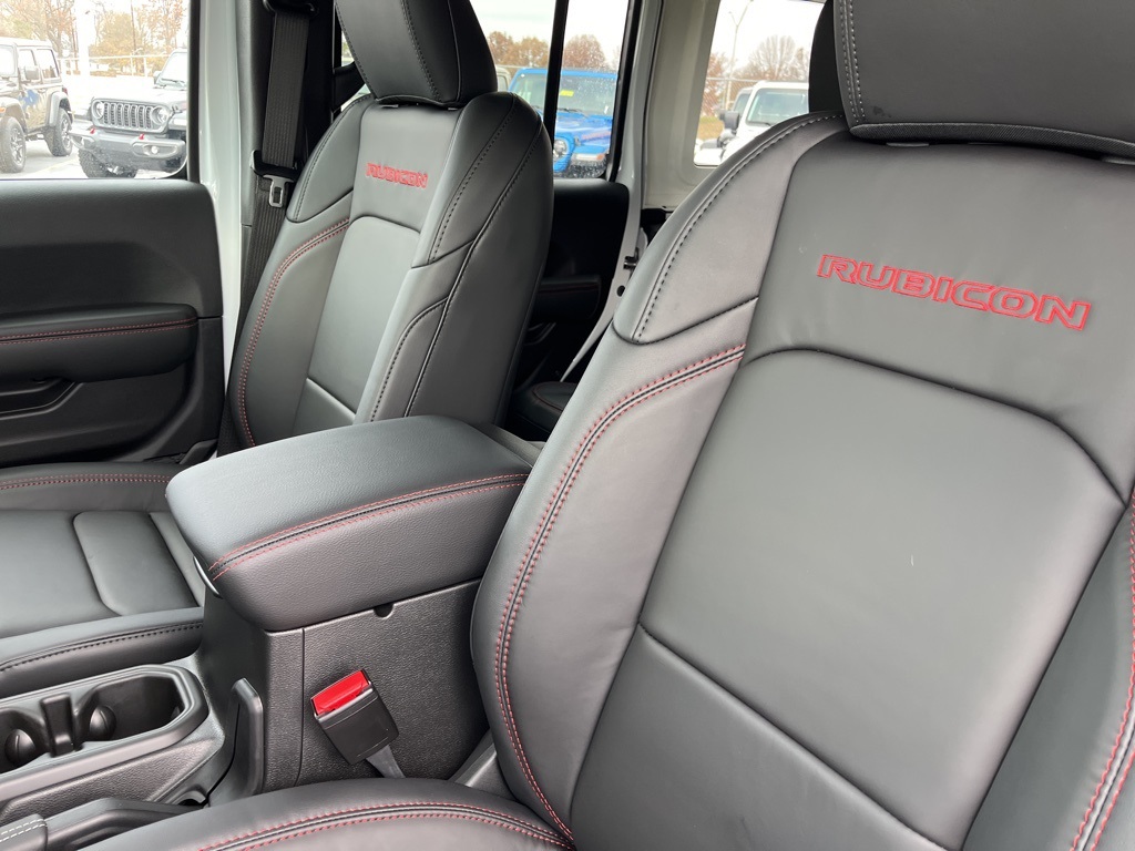 2026 Jeep Wrangler Rubicon X photo 4