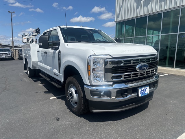 2025 Ford F-350 Base's photo